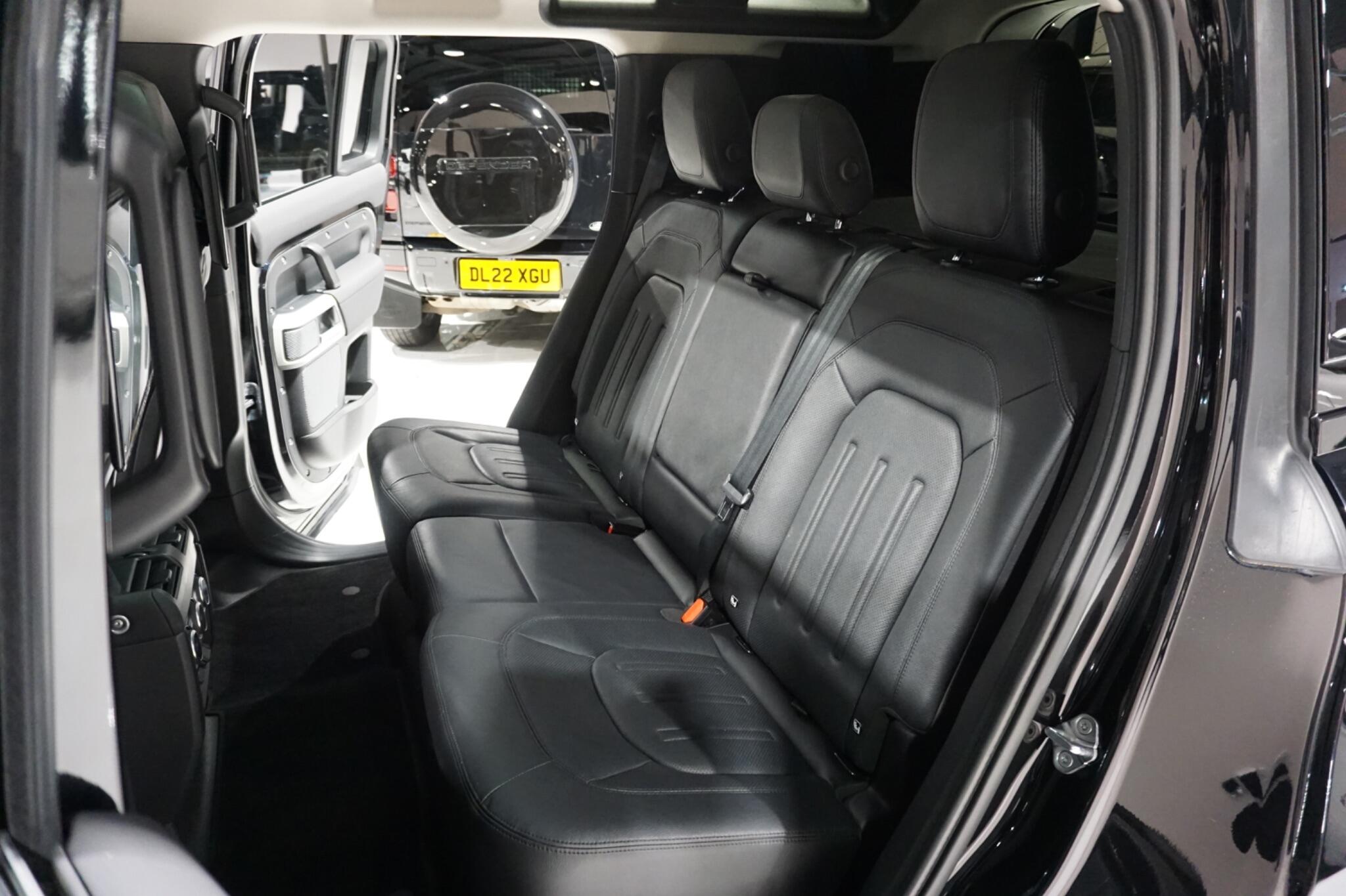 Land Rover Defender 110 2.0 P400e 15.4kWh XS Edition SUV 5dr Petrol Plug-in Hybrid Auto 4WD Euro 6 (s/s) (404 ps)